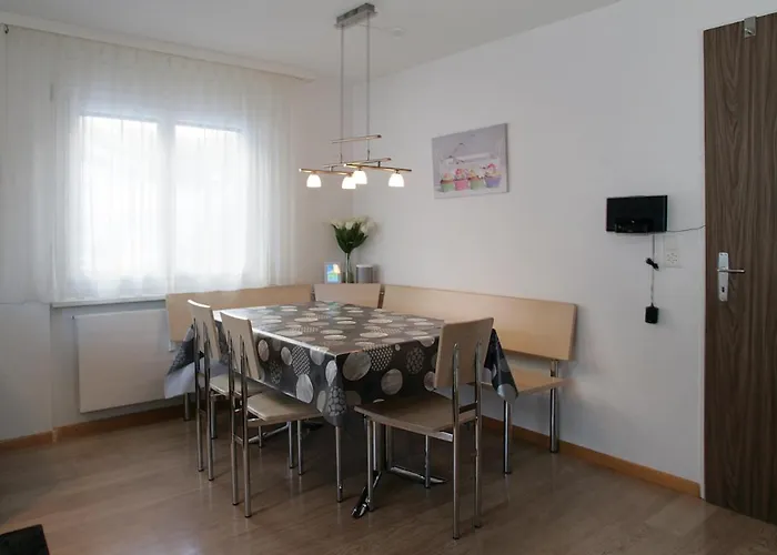 男爵/男爵夫人公寓酒店 *